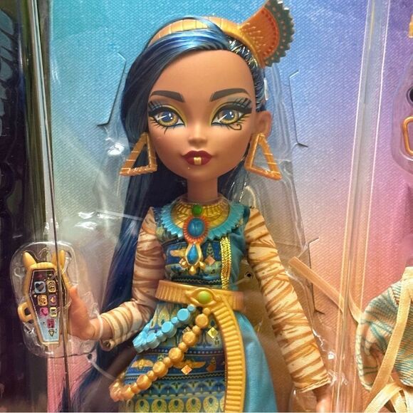 Monster High CLEO DE NILE Doll - Picture 2 of 7